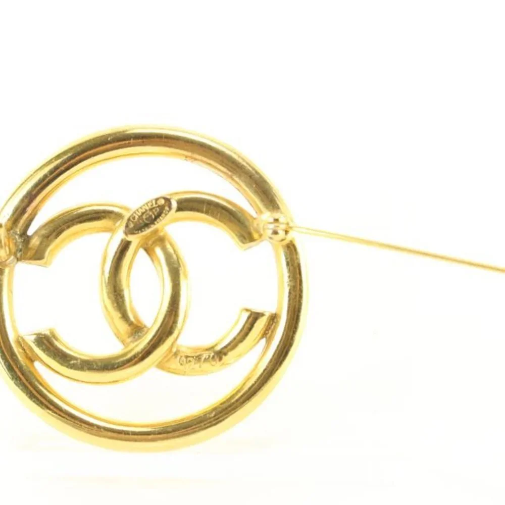Chanel 93P 24k Gold Plate CC Logo Circle Brooch Pin 31ck824s